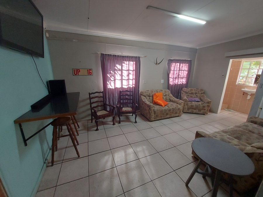 4 Bedroom Property for Sale in Uitenhage Central Eastern Cape